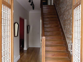 Residencial Liberdade, SET Arquitetura e Construções SET Arquitetura e Construções Classic style corridor, hallway and stairs