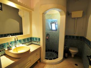 homify Phòng tắm phong cách Địa Trung Hải