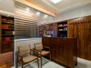 Escritório Mirza Malan Advogados Associados, Rafael Mirza Arquitetura Rafael Mirza Arquitetura Modern Study Room and Home Office