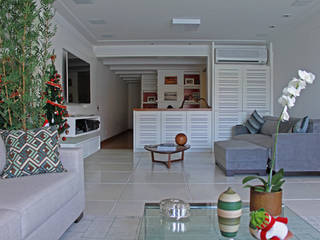 Apartamento na Lagoa, Rafael Mirza Arquitetura Rafael Mirza Arquitetura Modern Living Room