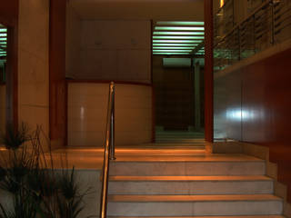 Portaria Ed Borba Gato, Rafael Mirza Arquitetura Rafael Mirza Arquitetura Modern Corridor, Hallway and Staircase