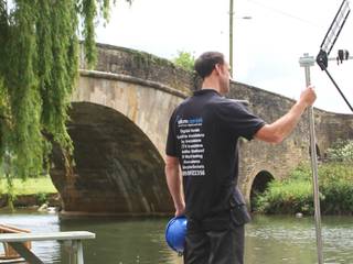 Aerial Services Lechlade, Lechlade Aerials Lechlade Aerials Nowoczesny salon Matal