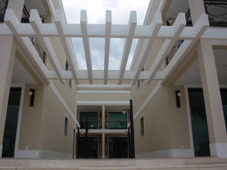 Condomínio de Casas Cabo Frio, DHN arquitetura DHN arquitetura クラシカルな 家