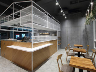 coffee shop, 樂沐室內設計有限公司 樂沐室內設計有限公司 Comedores de estilo escandinavo Hierro/Acero