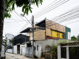 Ccasa Hostel, TAK Architects TAK Architects Commercial spaces