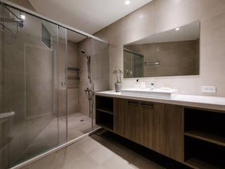 永和江宅, 隹設計 ZHUI Design Studio 隹設計 ZHUI Design Studio Ausgefallene Badezimmer