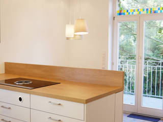 Küche auf kleinstem Raum, Hammer & Margrander Interior GmbH Hammer & Margrander Interior GmbH Modern kitchen Wood Wood effect