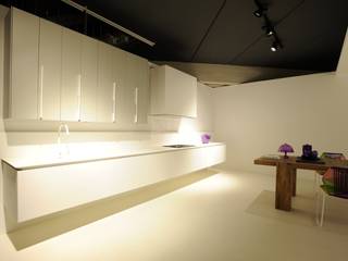 showroom, giovenali srl giovenali srl ห้องครัว