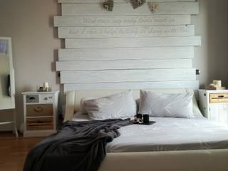 Un moderno letto d'altri tempi, BF Homestyle BF Homestyle ห้องนอน ไม้ Wood effect