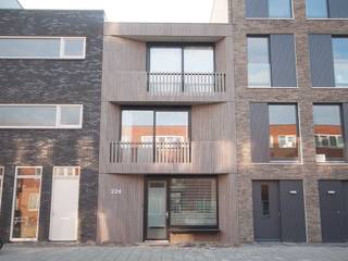 Zelfbouwwoning Loggia house, Amsterdam IJburg, 8A Architecten 8A Architecten 現代房屋設計點子、靈感 & 圖片 木頭 Wood effect