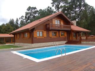 RUSTICASA | 100 projetos | Portugal + Espanha, RUSTICASA RUSTICASA Wooden houses ٹھوس لکڑی Multicolored