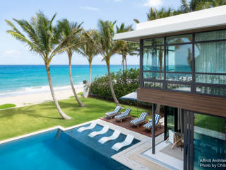 Affinity Architects | Courtyard Contemporary | Ft Lauderdale, FL, Chibi Moku Architectural Films Chibi Moku Architectural Films Modern pool Concrete White