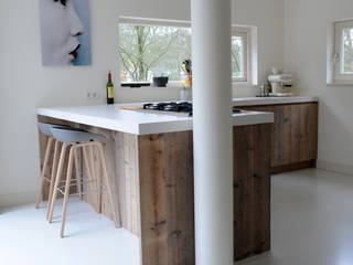 Steigerhouten keuken, RestyleXL RestyleXL Modern kitchen