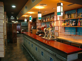 Bar Flipper, SUPERFLUIDO SUPERFLUIDO Commercial spaces