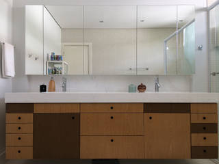 Banheiro suite, NATALIA BARTOLOMEO ARQUITETURA | DESIGN STUDIO NATALIA BARTOLOMEO ARQUITETURA | DESIGN STUDIO Moderne Badezimmer Holz