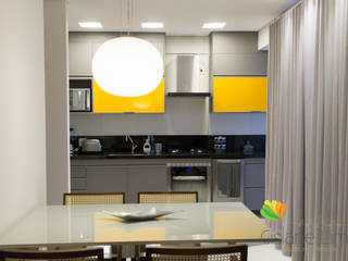 Cozinha integrada - Vila da Serra, Gislane Lima - Interior Design Gislane Lima - Interior Design Modern Mutfak Orta Yoğunlukta Lifli Levha