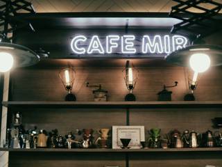 CAFE MIR 카페 인테리어, im100 communications im100 communications Commercial spaces