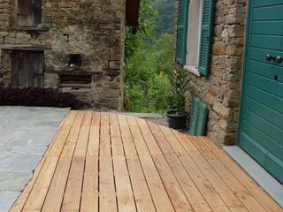 Patio di ingresso in Larice, ONLYWOOD ONLYWOOD Country style walls & floors