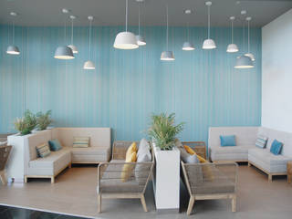 Lounge - Shopping 8ªAvenida, MOYO - Decoração de Interiores MOYO - Decoração de Interiores 商業空間 木材・プラスチック複合ボード