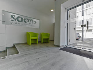 Soon Business Solutions , MOYO - Decoração de Interiores MOYO - Decoração de Interiores Commercial spaces Engineered Wood Transparent