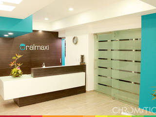 Oral Maxi - Clínica Maxilofacial, Chromatico Arquitectura Chromatico Arquitectura บ้านและที่อยู่อาศัย