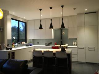 Danvers Road - Crouch End, London, A2studio A2studio 現代廚房設計點子、靈感&圖片 White