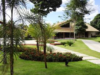 Casa de Campo, Guilherme Elias Arquiteto Guilherme Elias Arquiteto Country style garden Beige