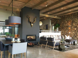 Herbert Baker Residence, Full Circle Design Full Circle Design Modern living room Stone