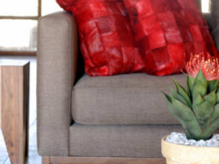 Nondela 1, Full Circle Design Full Circle Design Eclectic style living room