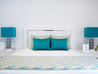 A ARTE DE PADROZINAR, Grupo HC Grupo HC Modern style bedroom