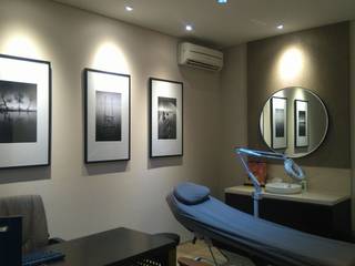 ERHA Clinic Bandung, SPASIUM SPASIUM 商业空间 木頭 Wood effect