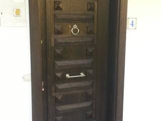 Kapı, Erim Mobilya Erim Mobilya Portas de madeira Madeira maciça Multicolor