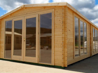 LOG CABINS, TIMBERWORLD LTD TIMBERWORLD LTD Jardines de estilo clásico Madera Acabado en madera