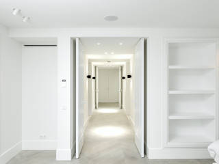 PENTHOUSE AMSTERDAM, J.PHINE J.PHINE Corredores, halls e escadas minimalistas