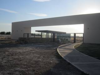 PORTICO DE INGRESO BARRIO VILLA OLIVOS, Arq. Leticia Gobbi & asociados Arq. Leticia Gobbi & asociados