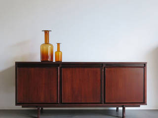 Sideboard Giovanni Ausenda per Stilwood, capperidicasa capperidicasa Modern living room لکڑی Wood effect Storage