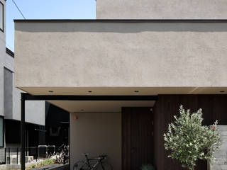 047国立Nさんの家, atelier137 ARCHITECTURAL DESIGN OFFICE atelier137 ARCHITECTURAL DESIGN OFFICE Modern corridor, hallway & stairs