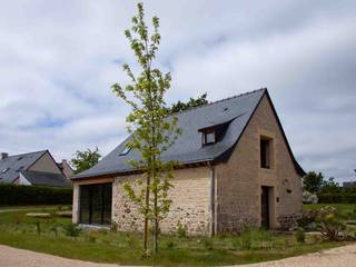 Un gîte dans un ancien cellier, Atelier Claire Dupriez Atelier Claire Dupriez Maisons modernes