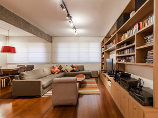 Apartamento no bairro Funcionários, Aptar Arquitetura Aptar Arquitetura Modern living room Wood Wood effect