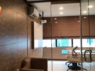 Smart Office System , PT. Multi Karya Servisindo PT. Multi Karya Servisindo Bares y clubs de estilo ecléctico