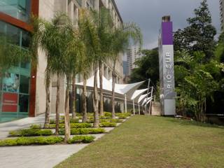 Rio Sur - Medellin, Bocanumenth Arquitectura Textil Bocanumenth Arquitectura Textil Modern corridor, hallway & stairs