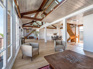 ARCHITECTURE INTÉRIEURE, VK Creative - Photographer VK Creative - Photographer Modern dining room Wood Wood effect