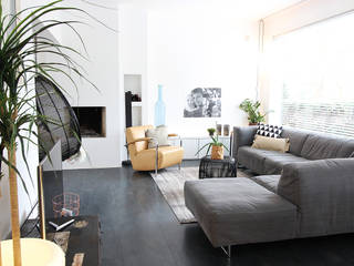 Woon- en speelkamer Delft, Nya Interieurontwerp Nya Interieurontwerp 客廳沙發與扶手椅