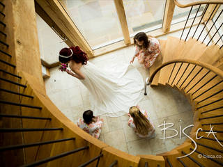 Cooling Castle Wedding Venue Bridal Stair, Bisca Staircases Bisca Staircases 商业空间