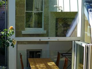 glass conservatory Style Within Moderne serres Glas open plan,kichen diner,extension,glass extension,conservatory,garden room,end of terrace,terraced house,edwardian home,victorian house,glass roof,glass facade