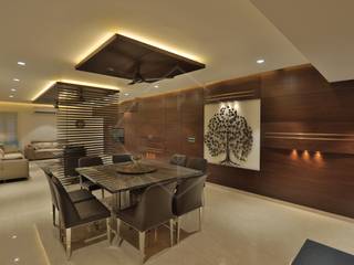 SKY DECK, SPACCE INTERIORS SPACCE INTERIORS Asian style dining room