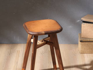 家凳, Chaiwood柴屋 Chaiwood柴屋 Гостиная в стиле минимализм Твердая древесина Многоцветный