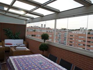 Cerramiento de aluminio en Madrid - 1, Fraimar Aluminios S.L. Fraimar Aluminios S.L. 露臺 鋁箔/鋅