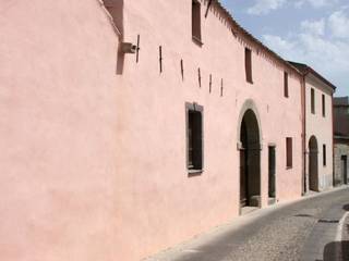 Una casa tradizionale in mattoni di terra cruda in Sardegna, OPeA s.r.l. STP OPeA s.r.l. STP