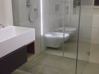 Bagno ARN, SOA Spazio Oltre l'Architettura SOA Spazio Oltre l'Architettura Modern bathroom Glass